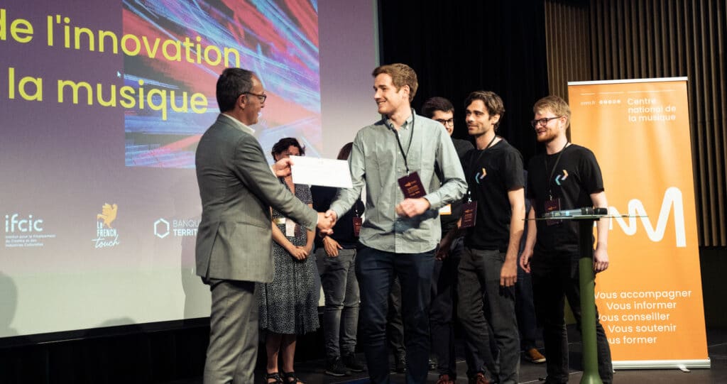 En 2022, le CNM a récompensé trois lauréats dans le cadre de la première édition du Prix de l’innovation dans la musique du CNM. 