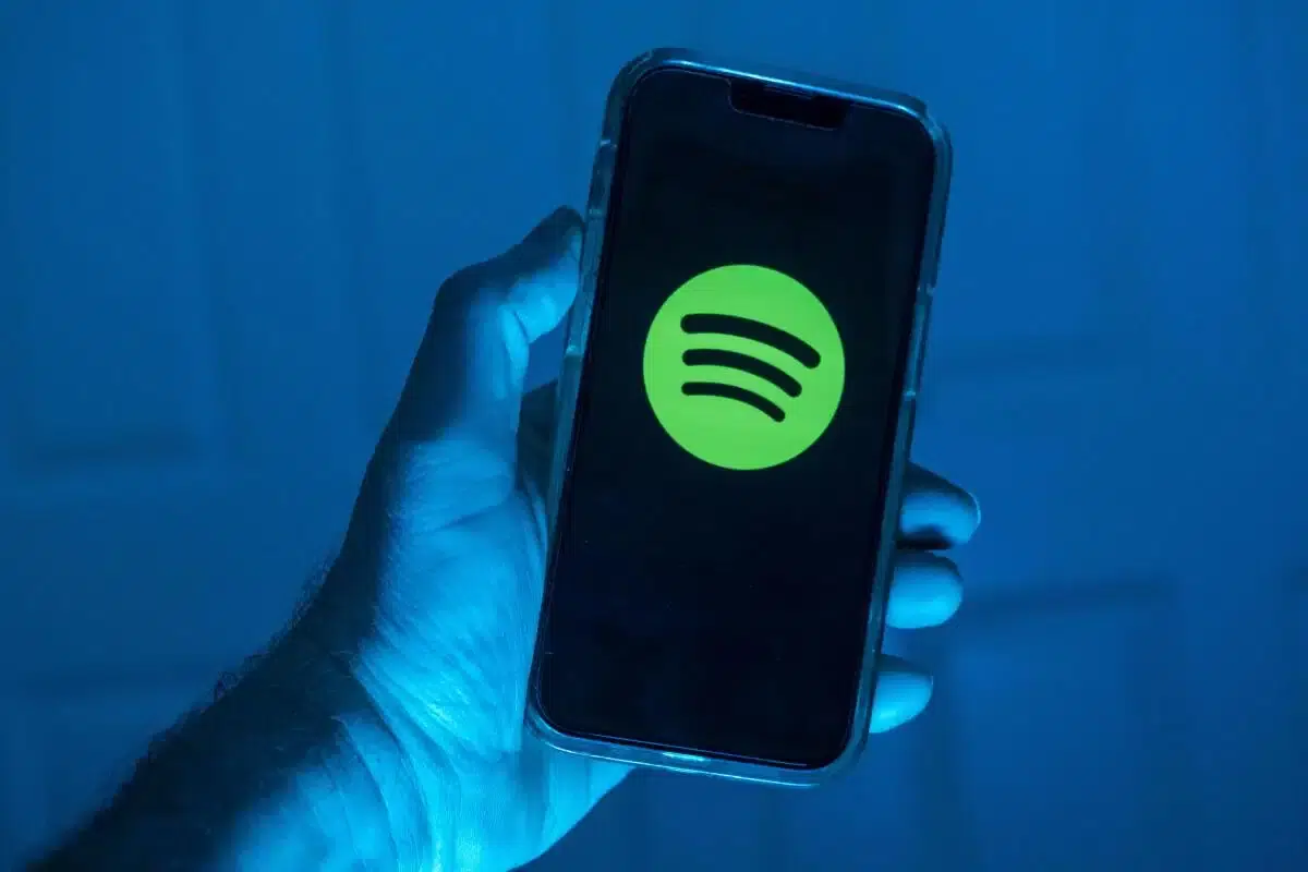 Spotify exaspère les artistes en menaçant d’augmenter ses tarifs
